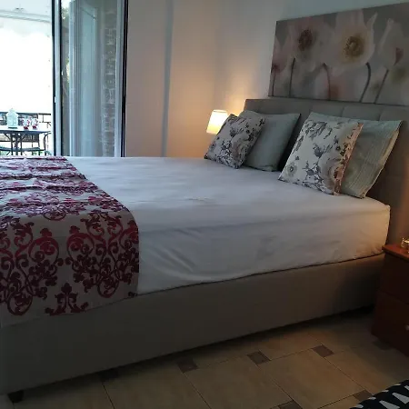 Apartment Liopetra *