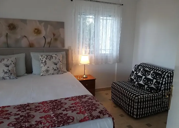 Liopetra Apartmán *