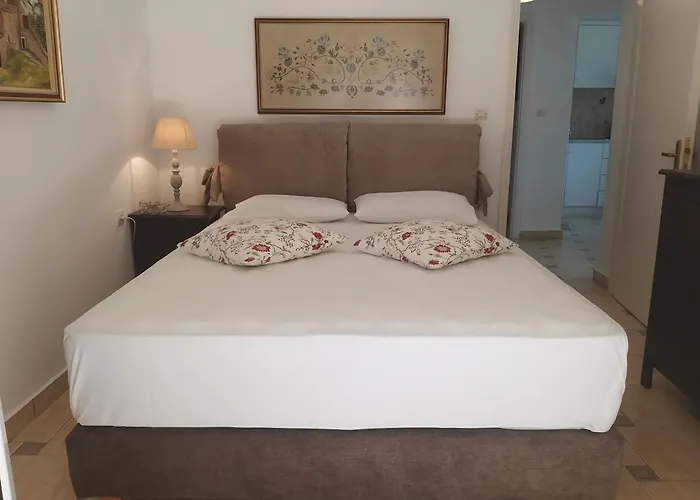 Liopetra Lygia (Lefkada)