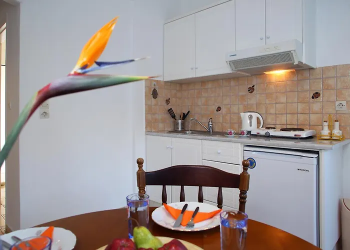 Liopetra Lygia (Lefkada)